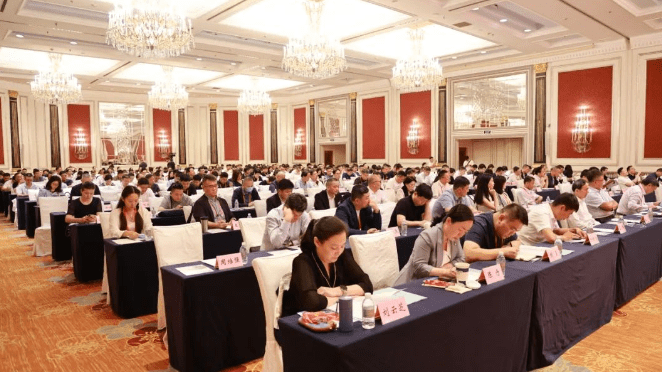 喜讯 | 恒盛娱乐主席曾智明当选中国皮革协会副理事长