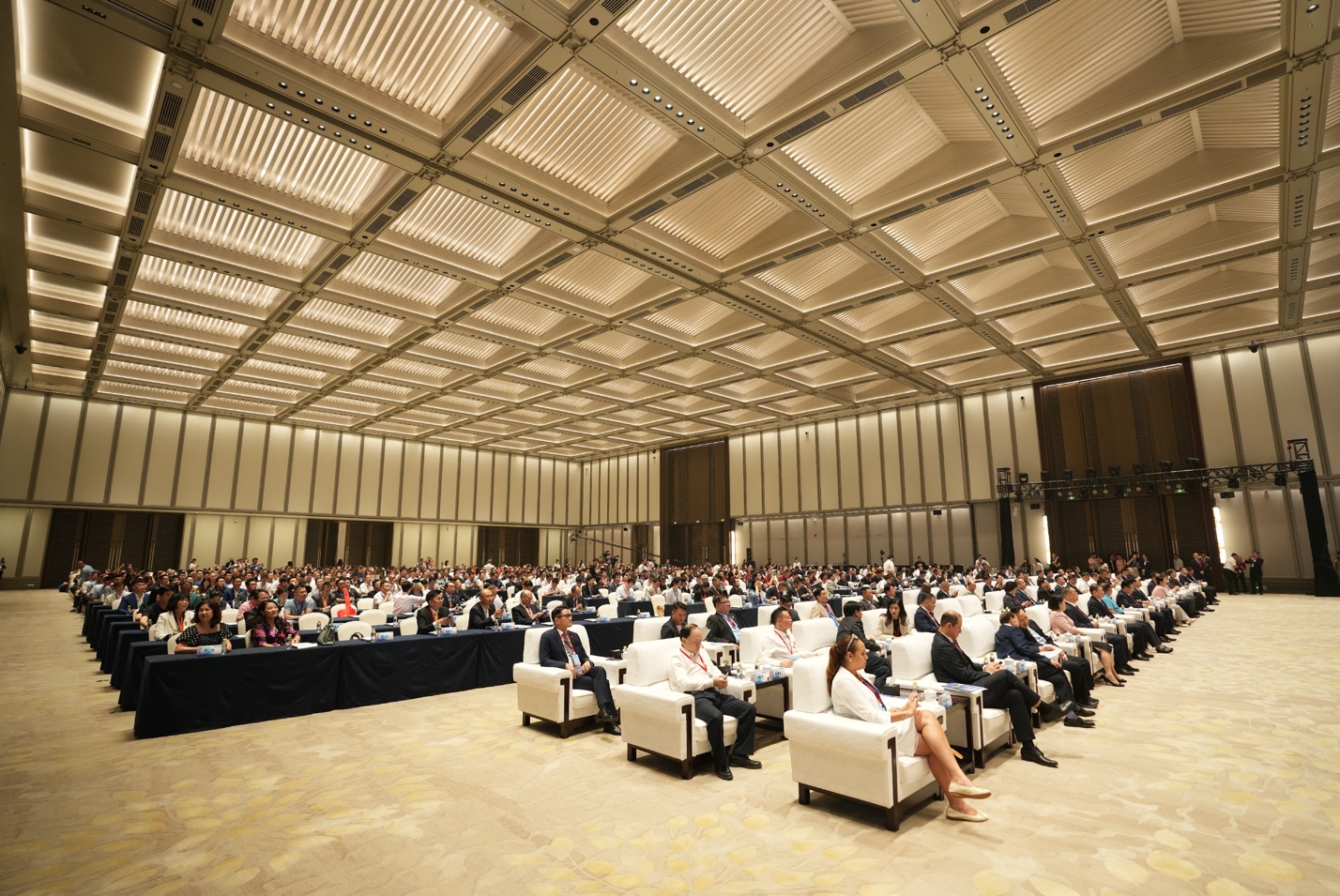 曾智明寄语客属青年：携手共进，共创价值<br>—第五届世界客属青年大会在广州召开